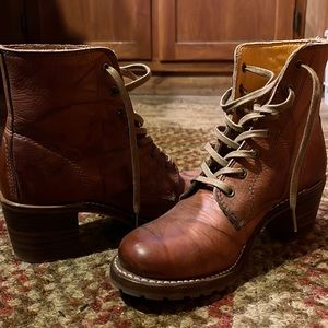 Frye boots! Like New, size 7.5